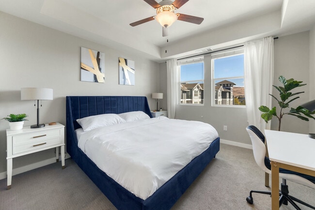 Photo - 375 Harbour Cove Dr Unit SI FL5-ID1228245P