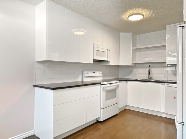 Photo - 4769 Hubalta Rd SE