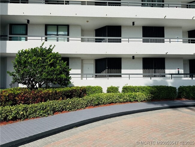Photo - 8800 S Ocean Dr Unit 102