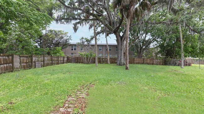 Photo - 420 S Caroline St