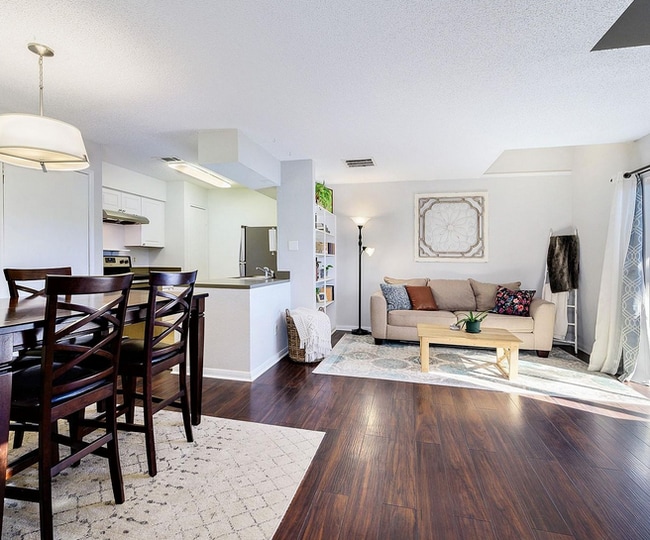 Building Photo - 1515 Sandy Springs Rd Unit 39.001