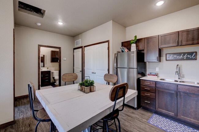 Photo - 1109 Hope Dr Unidad 9A