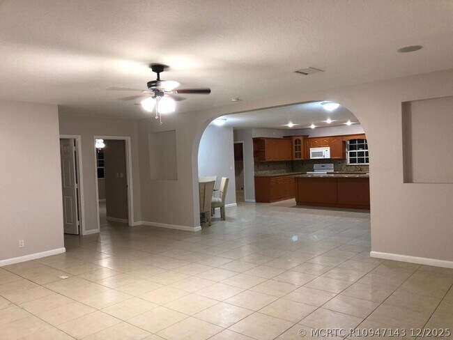 Photo - 2221 F Rd