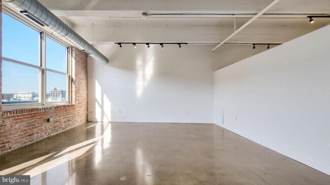 Photo - 444 N 4th St Unit 401