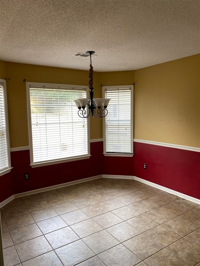 9730 Lakeland Hills Cove