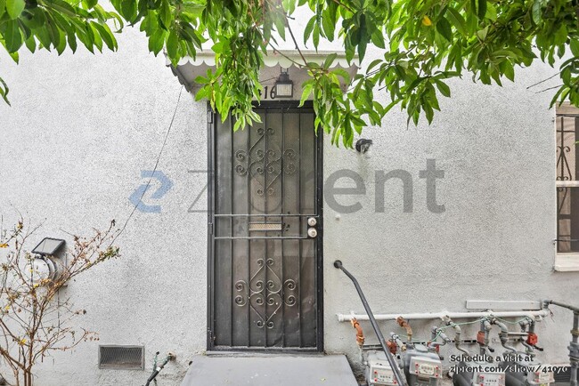 Photo - 3416 1/2 Bronson Ave