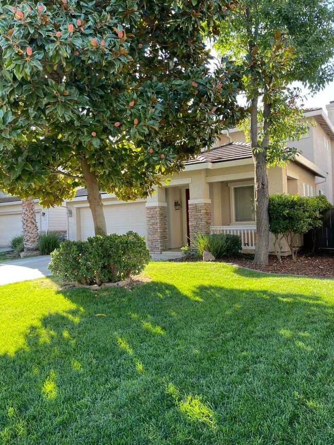 Photo - Fabulous Natomas 5 Bedroom Home