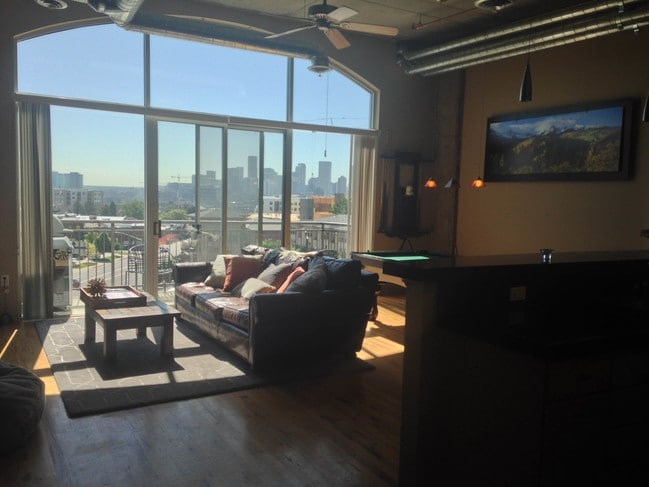 View of downtown Denver from living room - 2899 Speer Blvd Unit 404