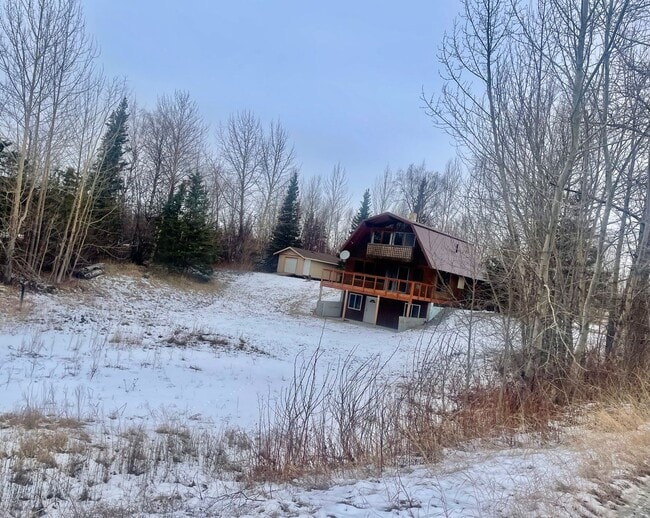 Photo - On an acre in Palmer! 4 bedrooms/3 bathrooms Oversized 2car garage PLUS additional shop! Addition...