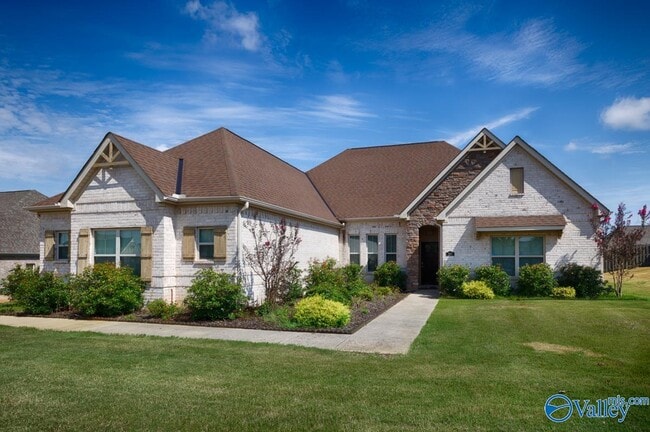 Photo - 216 SW Winterbranch Rd