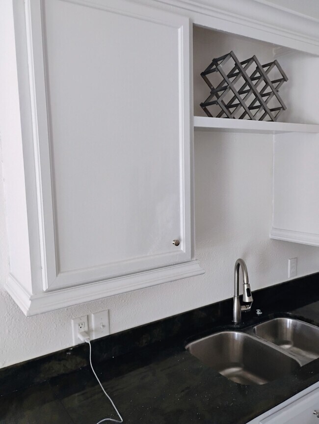 Photo - 3002 Market St Unit 1