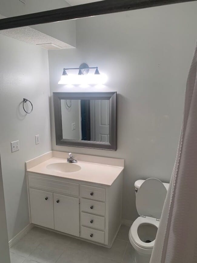 Photo - Charming First Floor Condo Unit 119 - The Oaks