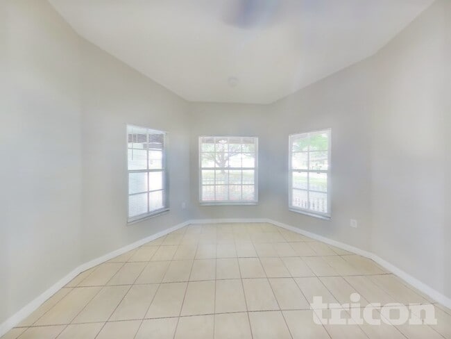 Photo - 4369 Montano Ave