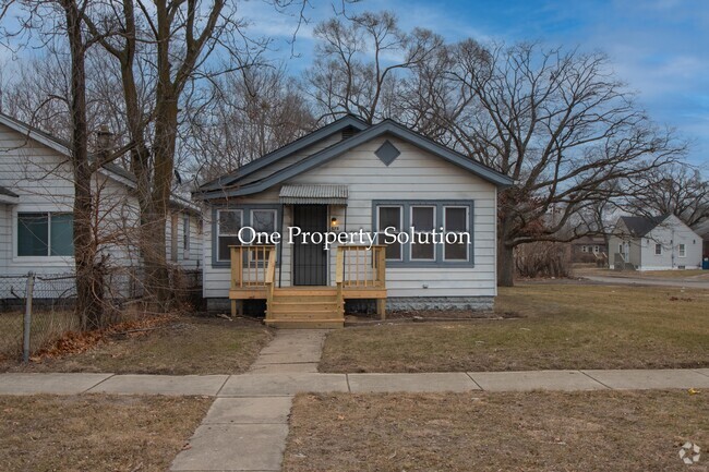 Building Photo - 573 Hanley St Rental