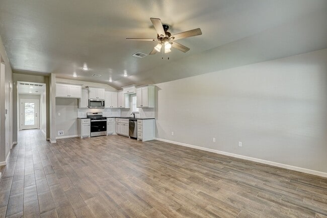 Photo - 618 Juniper St Unidad 618 Juniper Street