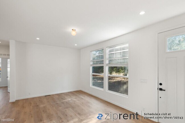 Photo - 3 br, 2 bath House - 1133 Lovell Ave, Camp...