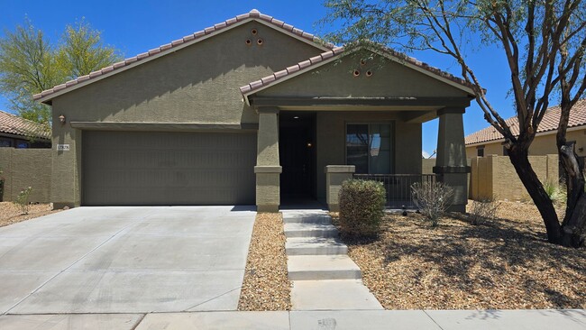 Building Photo - Enjoy the incredible amenities at Estrella Mountain Ranch!