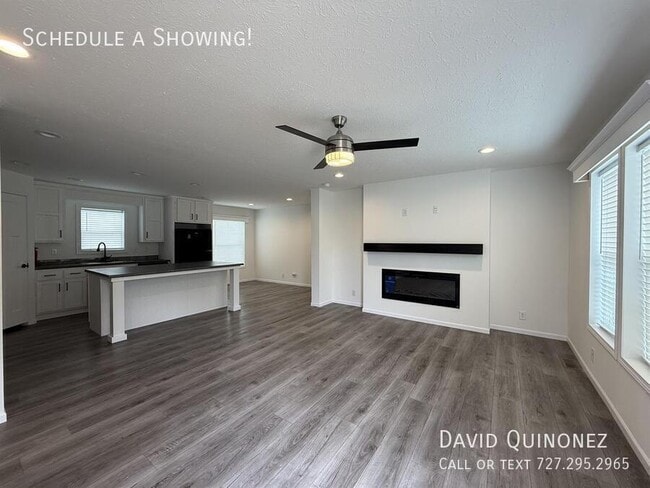 Photo - 6271 Roosevelt-