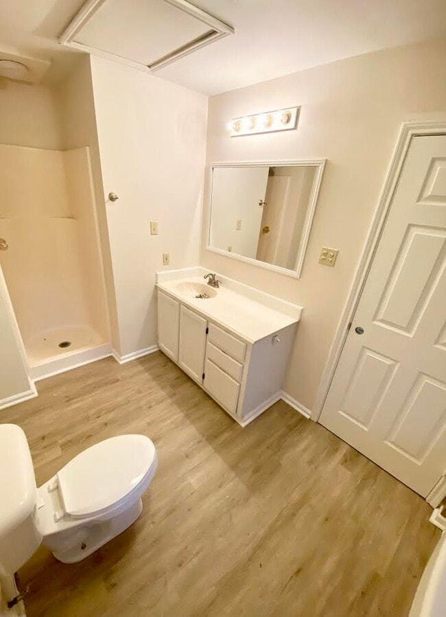 Photo - 208 Darbonne Rd