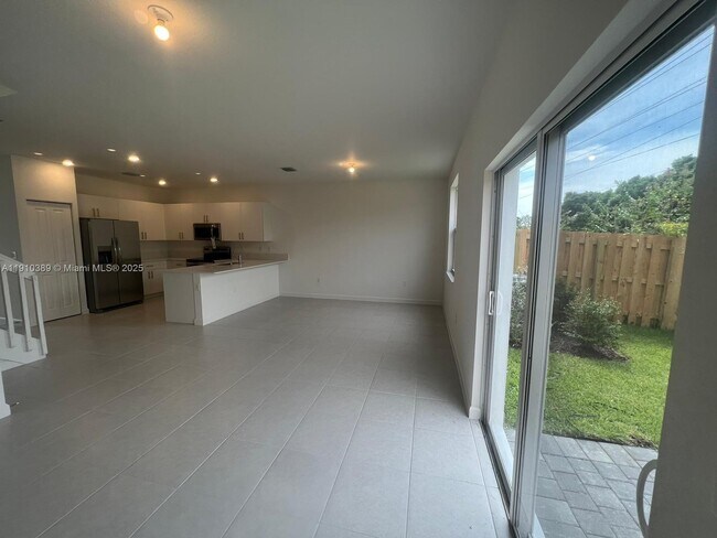 Photo - 12005 NW 47th Manor