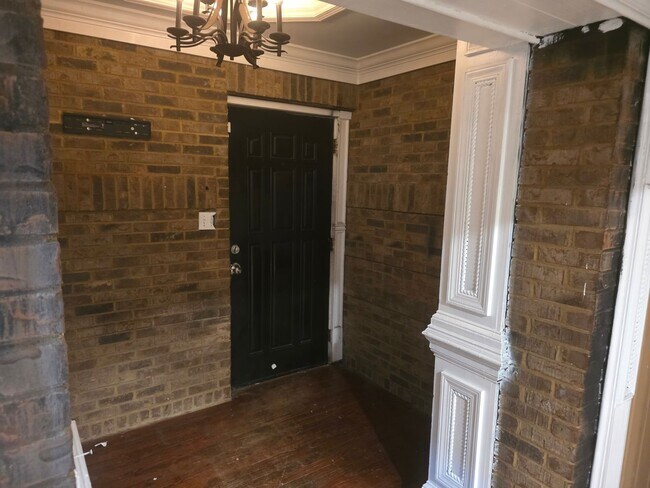 Photo - 965 Fair St SW