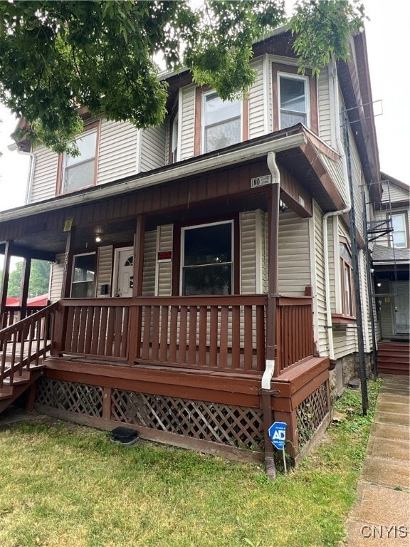 Photo - 751 Dewey Ave