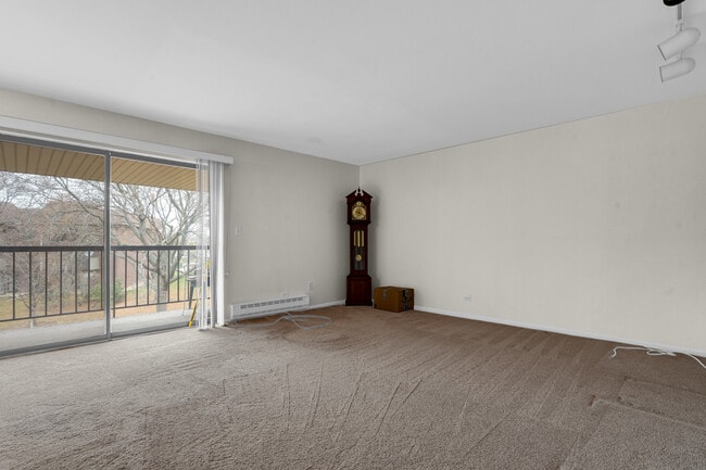 Photo - 150 Fountainview Ln Unit 3B