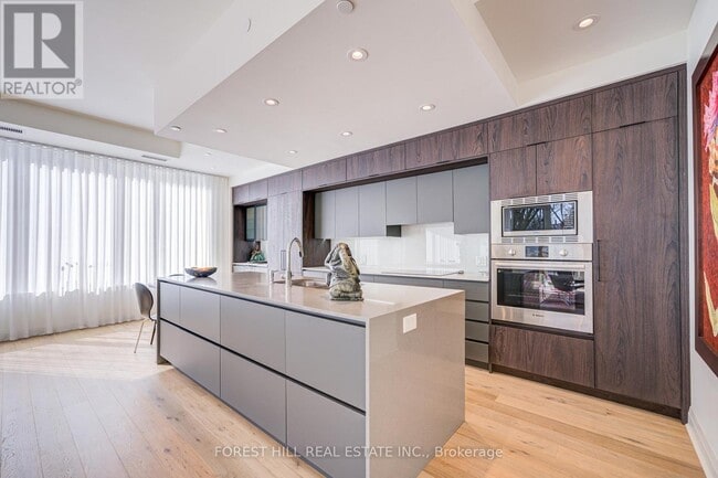 Photo - 151 Avenue Rd Unité 204