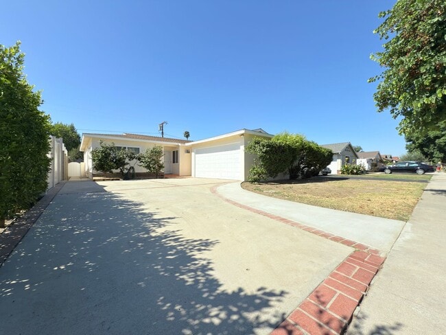 Updated 3-Bedroom Home with Modern Upgrade... - Updated 3-Bedroom Home with Modern Upgrade...