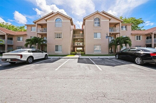 Building Photo - 10610 SW 158th Ct Unit 105