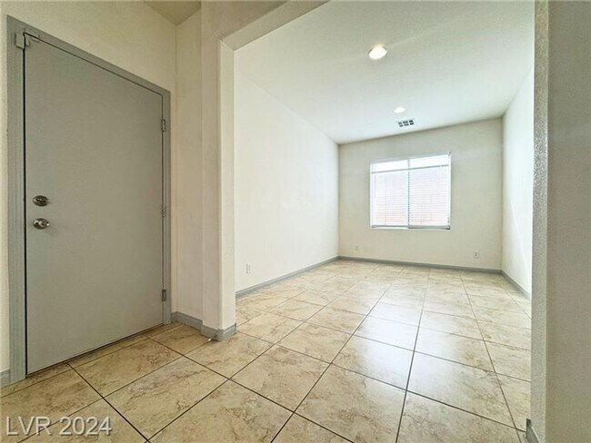 Photo - 6596 Polonius Ct