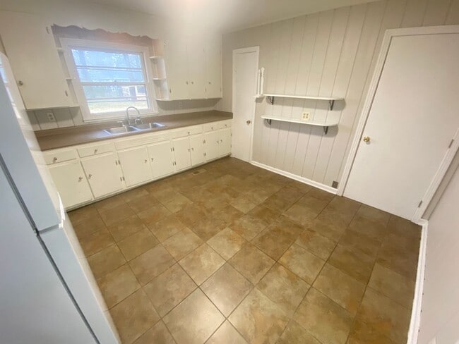 Photo - 1527 Stonewall Blvd