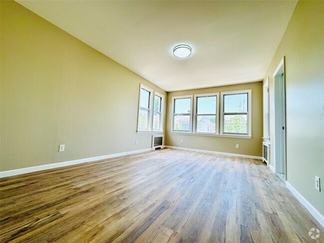 Building Photo - 78-29 84th St Unit 2 Rental