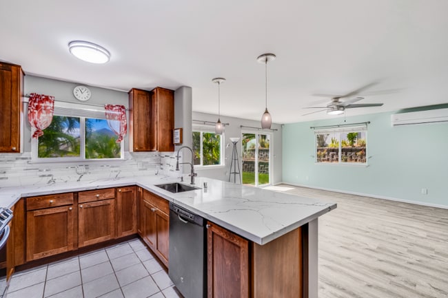 Photo - 83 Hoolaau St