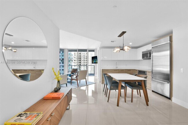 Photo - 1300 Brickell Bay Dr Unit 1910