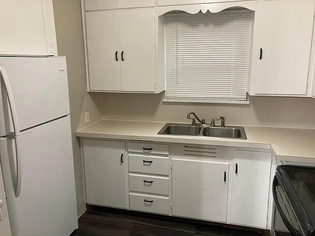 Photo - 3 bed 1 bath home for rent