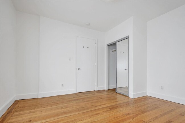 Photo - Two Bedroom Condo in Hayes Valley - Please Contact for Showing Availability!