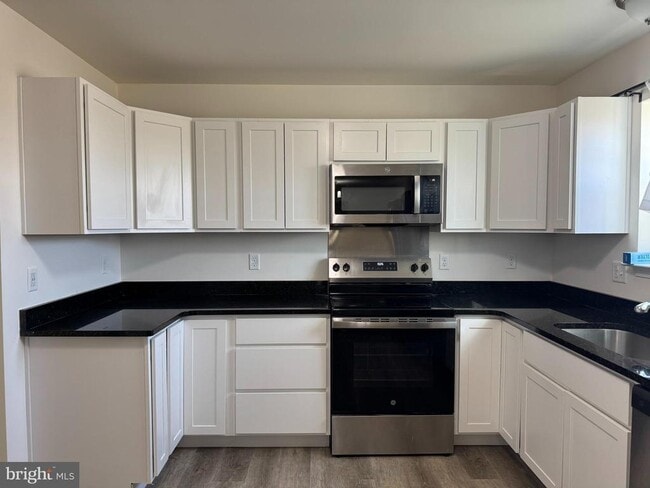 Photo - 267 Doylestown