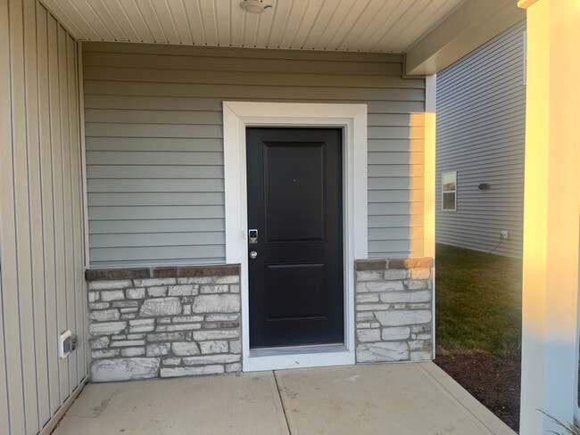 Photo - 2712 Drycreek Ct