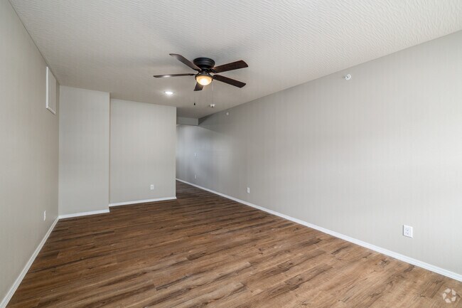 3BR, 2.5BA - 1,550SF - Living Room