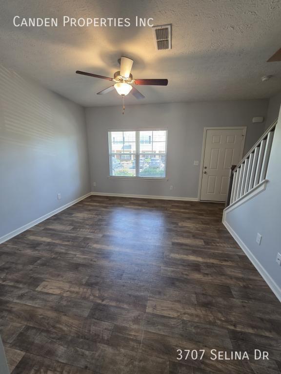 Photo - 3707 Selina Dr