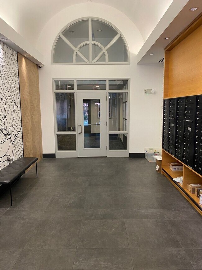 Experience the Best of City Living in Down... Condo Condo for Rent in