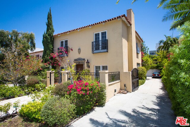 Photo - 260 S El Camino Dr