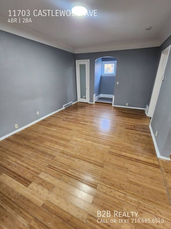 Photo - 11703 Castlewood Ave