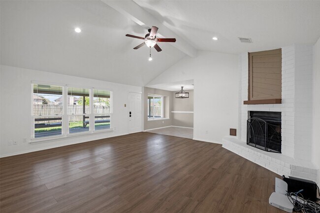 Photo - 2302 Doverglen Dr