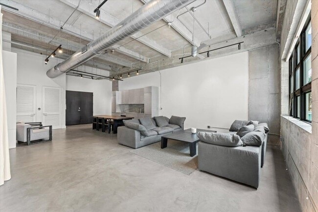 Photo - 1749 NE Miami Ct Unit 316