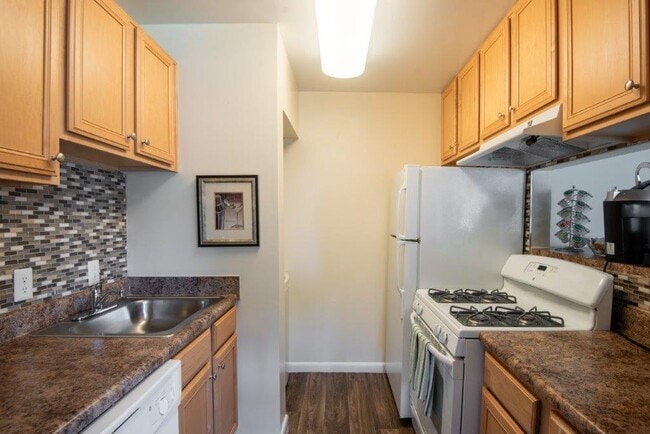 Photo - Harbor Place Apartment Homes