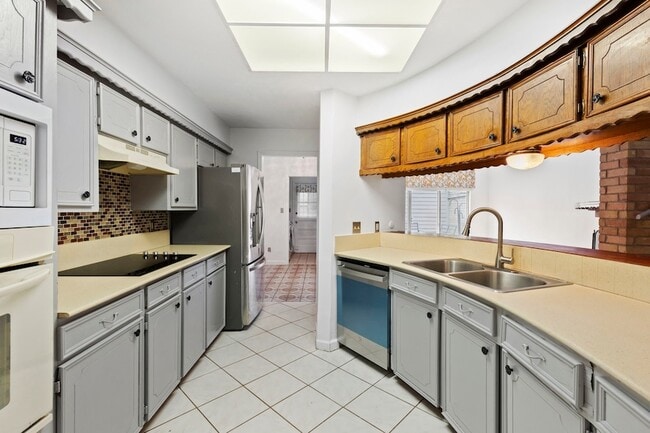 Photo - 10728 Briar Forest Dr Unit 35
