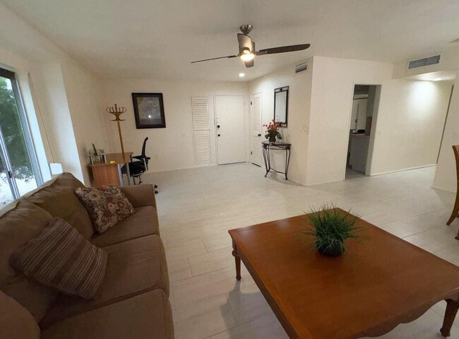 Photo - 10210 W Burns Dr