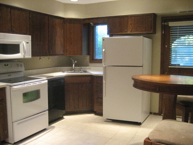 Photo - 15240 Marilyn Dr